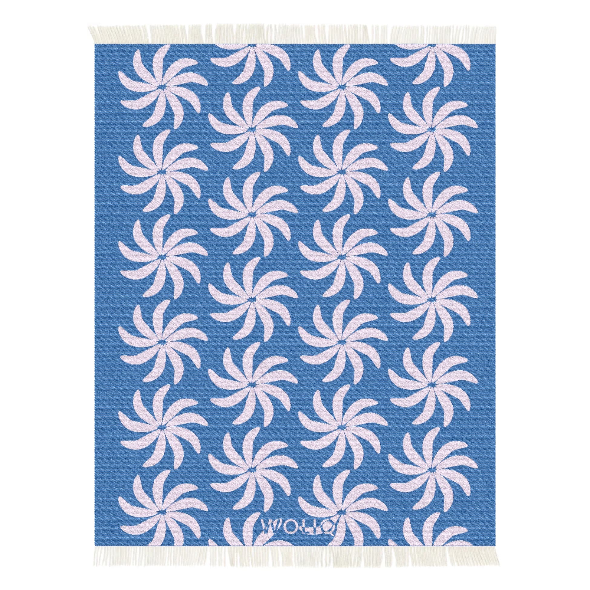 Blue and lilac floral wool blanket – WOLIQ Coastal Bloom front view