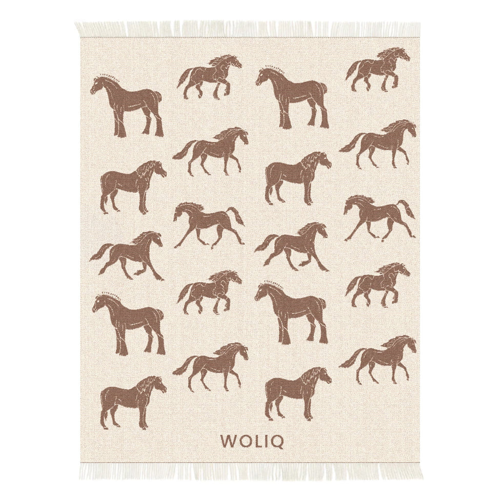 Brown horse pattern wool blanket – WOLIQ Gentle Wild front view